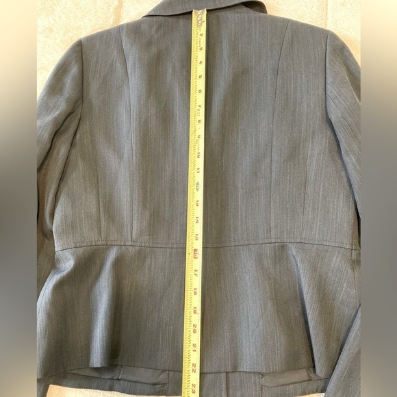 Nine & Co. Blazer, Charcoal Grey, Size 10. EUC - Picture 12 of 13